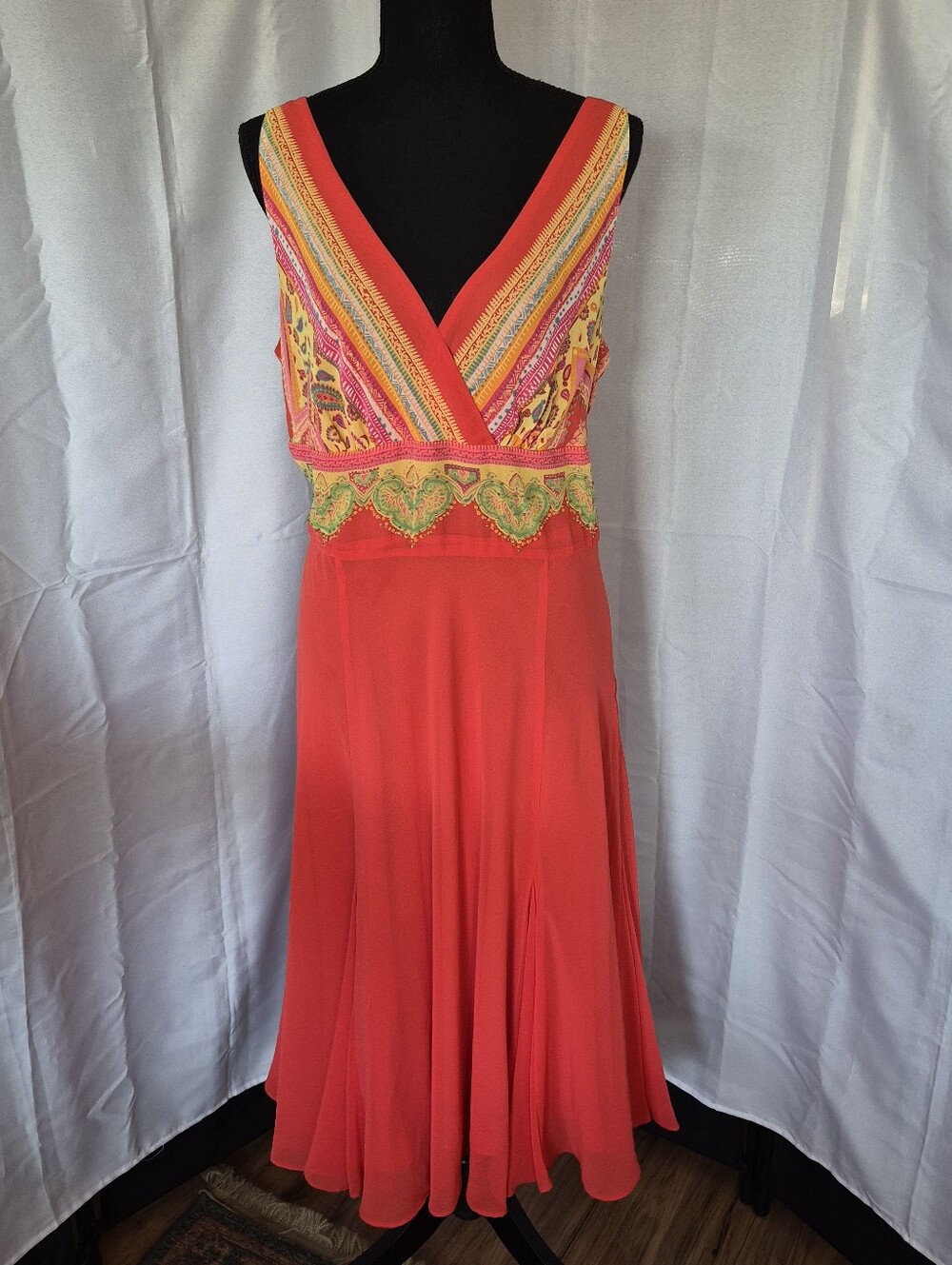 Bandolino Coral Maxi Dress Sz 14 Colorful Embroidered Bodice V Neck Fit Flare